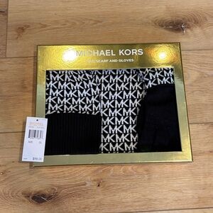 Michael Kors Black and Cream Knit Set